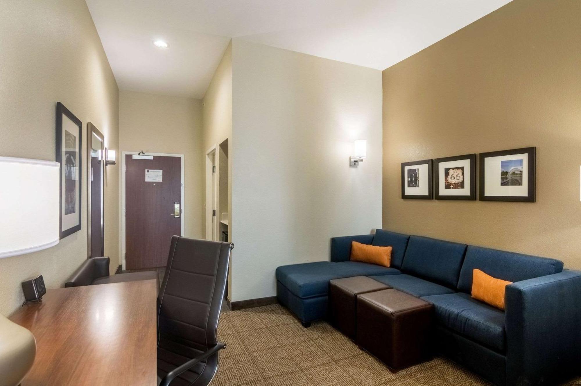 Comfort Suites Meridian And I-40 Oklahoma City Exterior foto