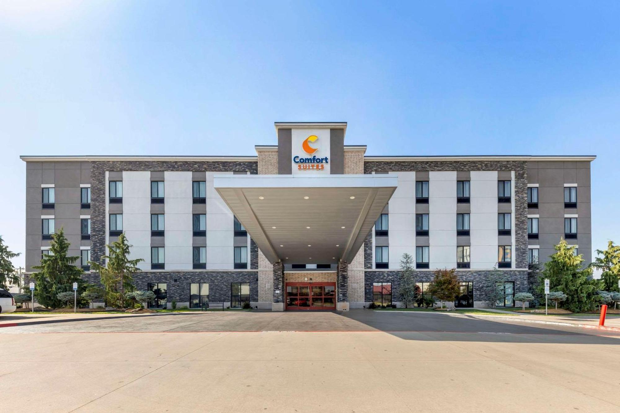 Comfort Suites Meridian And I-40 Oklahoma City Exterior foto